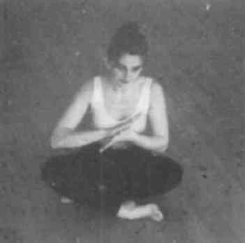 Bild Haende gegeneinander reiben.